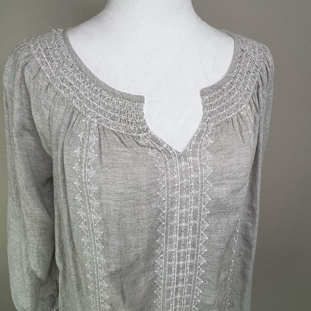 J Jill Gray Embroidered Smocked Neck Tunic Top Women's Size S boho peasant‎ top